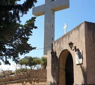 Das Kreuz auf der Bergspitze