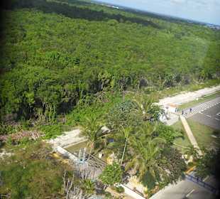 Es wird zur Landung geflogen