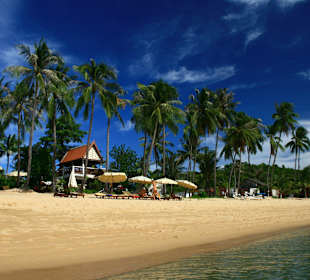 Strand Maenam beim Hotel Pinnacle Samui