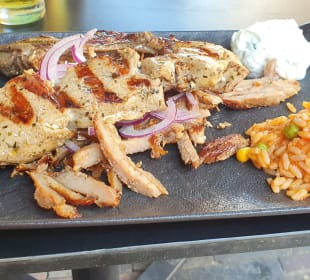 MARTHA GRIEKS RESTAURANT (ZARAS) Speisen 