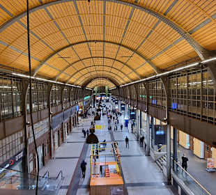 Blick über die Wandelhalle