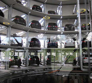 Autoboxen im Autoturm