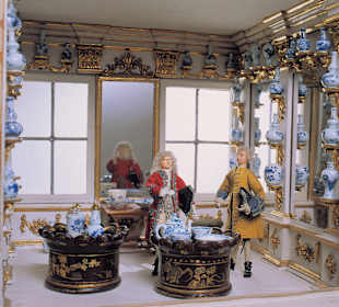 Ein Porzellankabinett in Miniatur