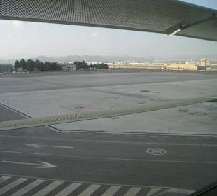 Blick auf das Rollfeld