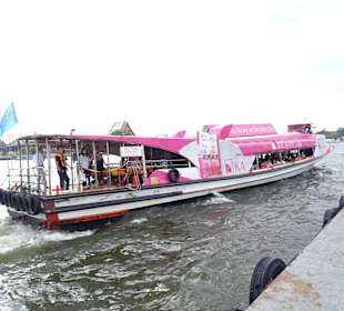 Mit dem Hop and Hop Boot Bangkok entdecken