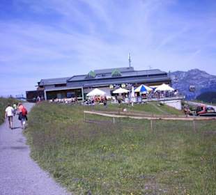 Seitenansicht der Station