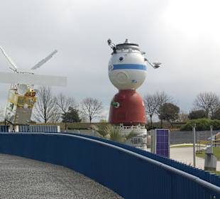 Maquetas de satélites 