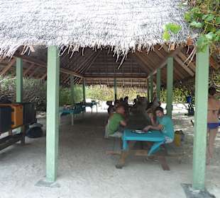 Grillen am Strand auf der Insel