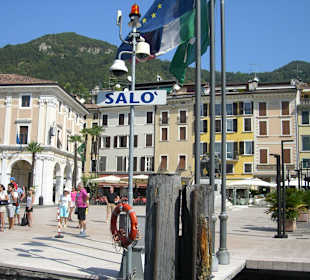 Schiffsanlagestelle Salò