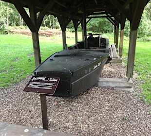 Alter Torfkahn auf dem Moorhof