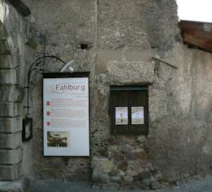 Eingang zur Fahlburg