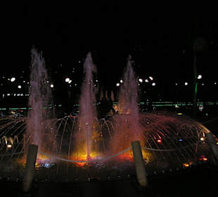Park mit Wasserfontänen