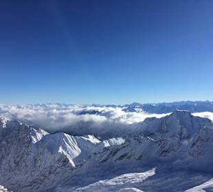 Blick von der naheliegenden Zugspitze 