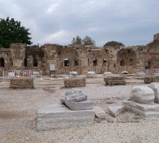 Auf dem Fußweg nach Side