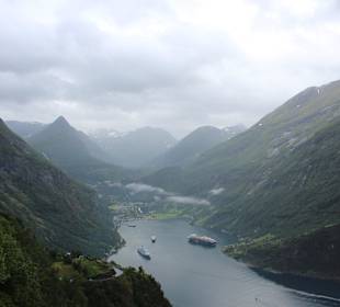 Der Fjord von oben