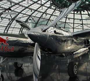 Red Bull Hanger 01/2010