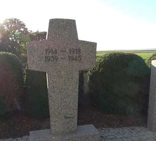 Gefallenendenkmal Hailtingen