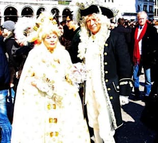 Kostüme-Masken-Show Venedig 2011