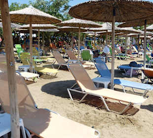 Mittags am Touristik Info-Strand