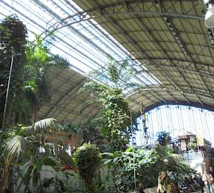 Zabytkowa stacja wewnątrz