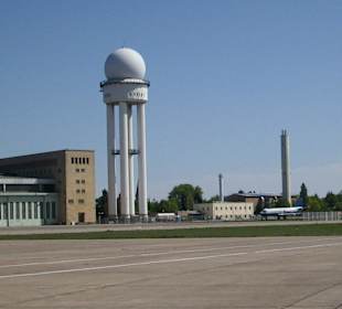 Tempelhofer Park (ehm. Flughafen Tempelhof)