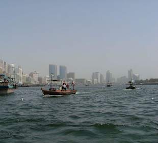 Fahrt über den Creek