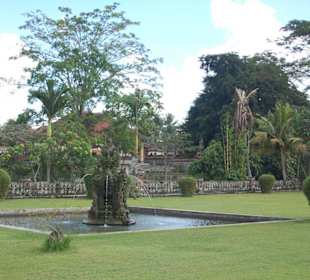 Schöne Tempelanlage in Mengwi