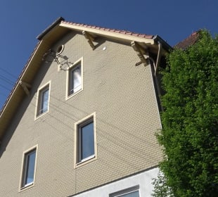 Altes Schulhaus Neu-Nuifra