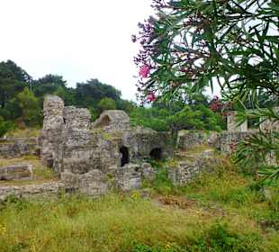 Ruinen in den westlichen Ausgrabungsstätten