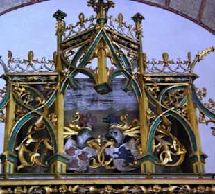 Taufraum Altar Spitze