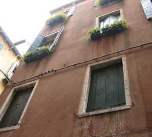 Alte, liebevoll gestaltete Häuser