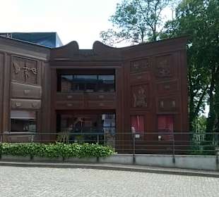 Teatr "Baj Pomorski" w Toruniu