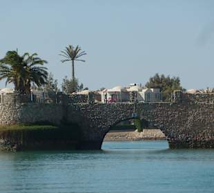 Unter den Brücken durch