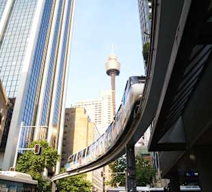 Sydney Tower mit Monorail