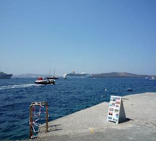 Santorin (mit dem Tenderbot zurück an Bord)