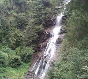 Beispiel: Harter Schleierwasserfall