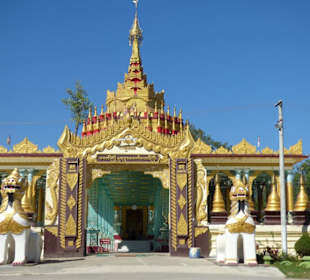 Eingang zur Bawgyo Paya