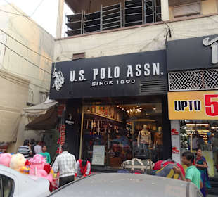 Auch Markebgeschäfte gibt es