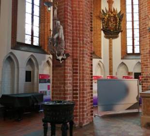 Besichtigung der St. Nikolai Kirche