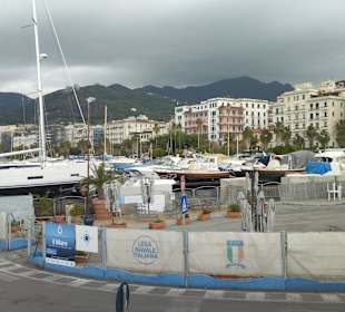Hafen Salerno