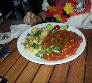 Zigeunerschnitzel mit Bratkartoffeln