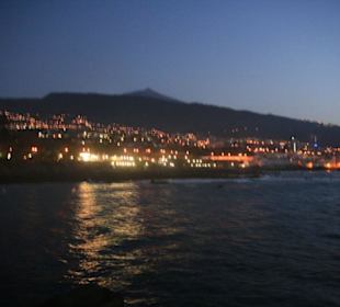 Puerto de la Cruz am Abend