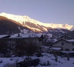 Ausblick vom Balkon auf den Gletscher