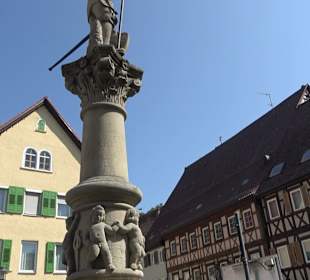 Platzbrunnen