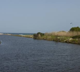 Von einer Brücke fotografiert.