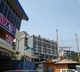 Discothek und ein Hotel