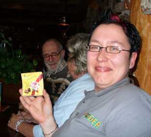 Alex mit kleinem Geschenk!