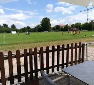 Terrasse mit Fußballtraining