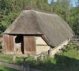 Historischer Stall im Freilichtmuseum