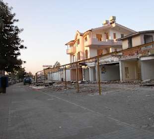 Rechte Strassenseite